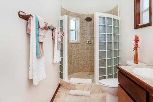 Residences at Barrier Reef Unit 2B Oceanview 2 BR by Stay Floreo in Ambergris Caye
