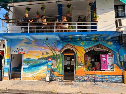 Surfside El Tunco in La Libertad
