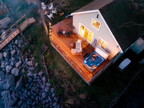 . The LakeHouse on Lake Erie