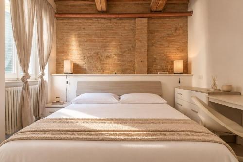Fabretti - Modern Suite in Heart of Perugia