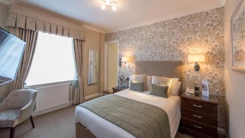 The Imperial Hotel - image 5