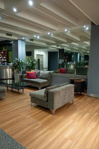 Lobby, Hotel Plaza Roma in San Nicolas