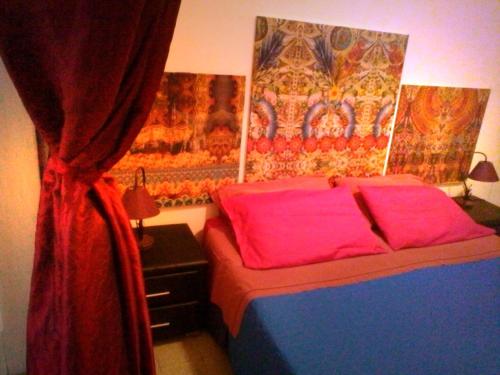  Small Double Room with Shared Bathroom room in Palermo Centrale