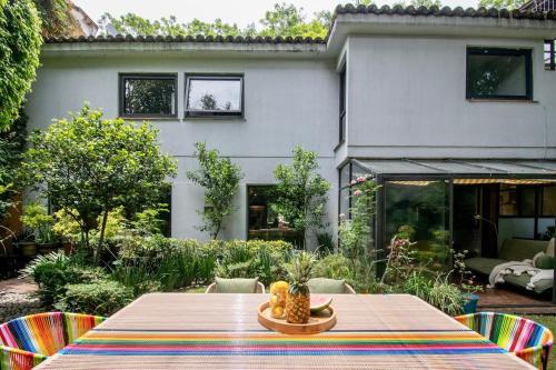 Casa Coyote, Garden Oasis, 1 Block from Coyoacán