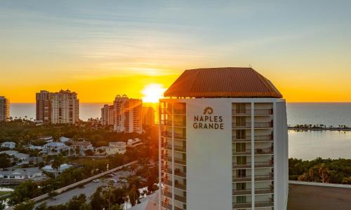 Signia Hilton Naples Grande Beach Resort