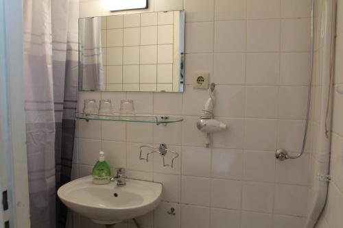 Hotel Pension Waizenegger am Kurfürstendamm - main image