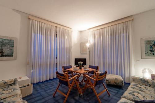 H11 [Sanremo Vista Mare] - Elegante 4
