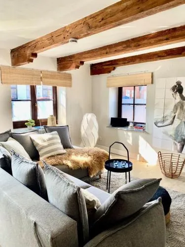 Designer Ferienwohnung Lykkegård im ehemaligen Weinspeicher nahe St Peter Ording und der Nordsee in Tönning, Deutschland
