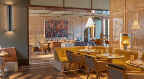 Point Hotel in Brisbane