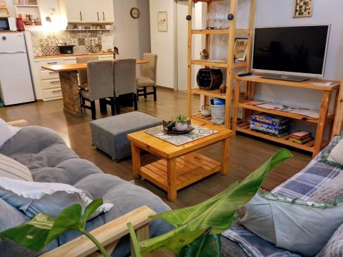 Amplio loft acogedor, súper luminoso y seguro, en el corazón de Tigre