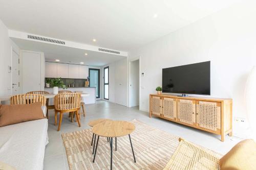Modern 3-Bed Boho Retreat for a Stylish Escape