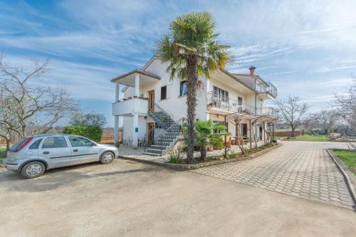  Apartment Velenik, Unterkunft in Poreč