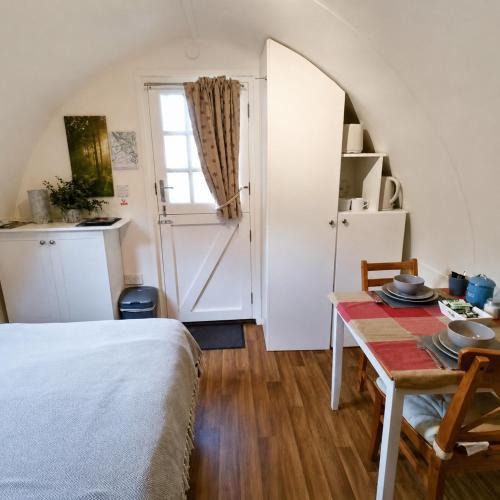 1 double bed