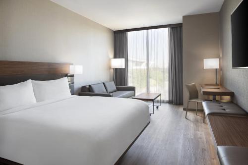 AC Hotel by Marriott Pittsburgh Downtown