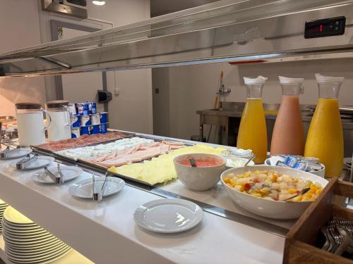 อาหารและเครื่องดื่ม, Hotel Celymar in เบนิดอร์ม (คอสตา บลังกา)