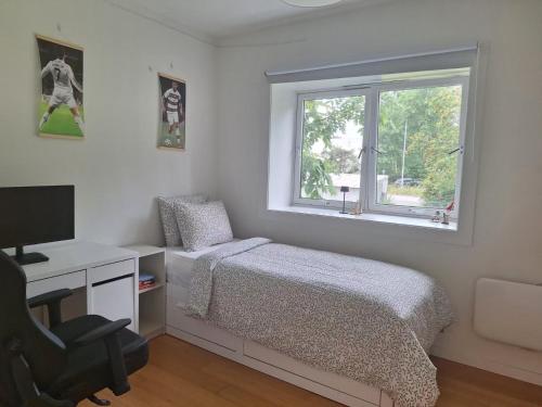 Single room in a Bright flat close to Oslo University in Sogn
