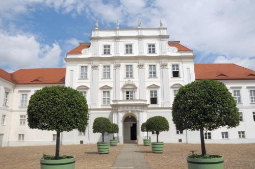 兰德经典酒店 兰德经典酒店