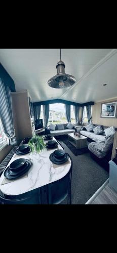 Tattershall Luxury Hot Tub Caravan