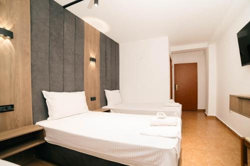 Hotel Dajti 4