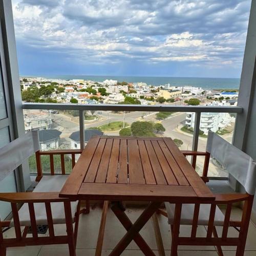 Las Grutas Vista al Mar - Pileta Gym Sauna y Estacionamiento