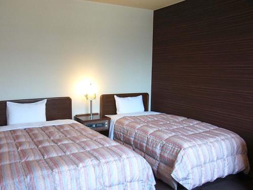 2 twin beds