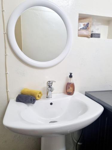 Maison Orera -Town Apartment with Local Food Menu in Nampula