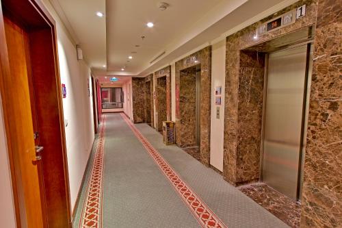 Makarem Al Bait Al Azizia Hotel Room Type - Standard Twin Room