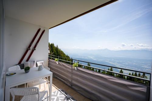  MOOKI Mountain & Pool Gerlitzen Apartment in Kanzelhöhe