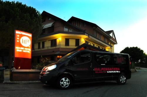 Hotel Malpensafiera in Bernate Ticino