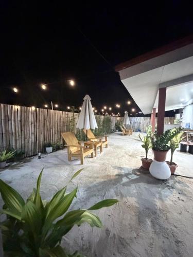 La Paula Hostel in Siquijor Island