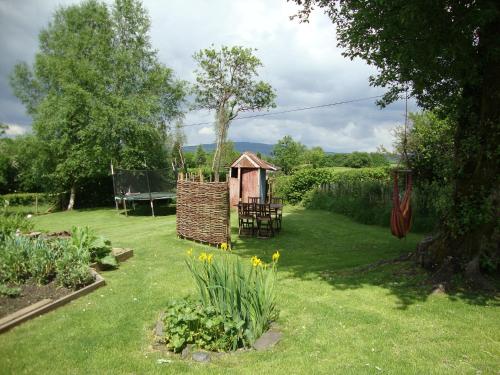 Jardín, Ceiros Cottage in Llangammarch Wells