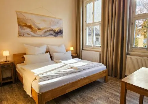 Guesthouse Altstadtidylle Allerheiligen - Moderne Gästezimmer - nahe Domplatz - Eigenes Bad - WiFi - Kaffee & Tee in Erfurt, Deutschland