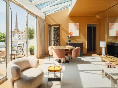 Hôtel De Sers Champs Elysées Paris, Paris