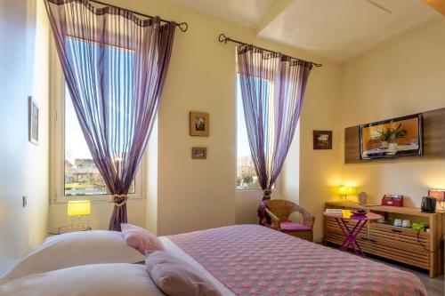 Les Chambres de Jeannette – Marseille, NY