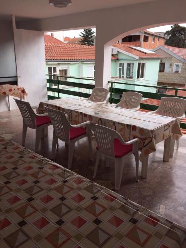 Crveno Zlato - image 4