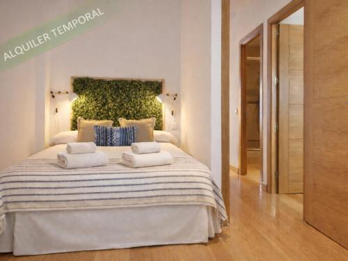 Apartment Gran Vía II by Interhome