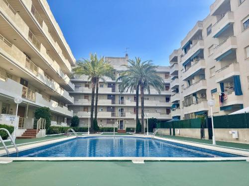 Apartment LA PINEDA HOLIDAY APARTMENT by Interhome