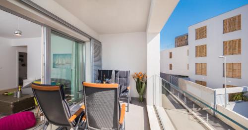 Bepo Apartment with Balcony - FREE PARKING, Split (foto 9)