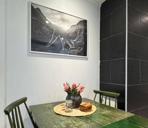 Your Secret Aurora Viewpoint in Central Leknes - Live like a local in Leknesas