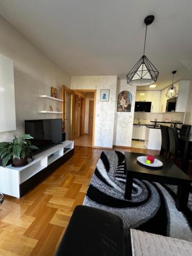 AKS Apartment