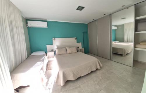 . La Casa del Viajero