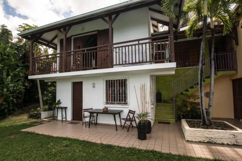 Exterior view, La muscade in Deshaies