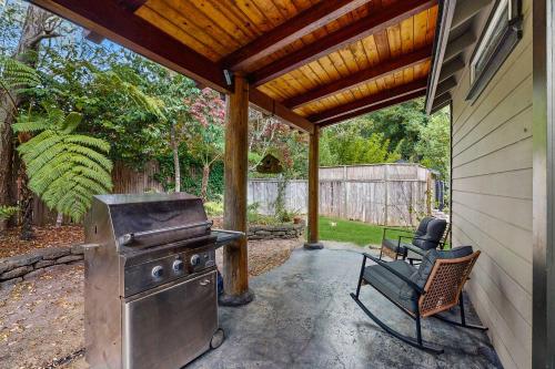 Little River Zen - Gardens BBQ & Pet Friendly in Little River (CA)