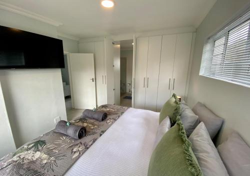 In Harmony - Pet Friendly Modern Beach House in Jeffreys Bay