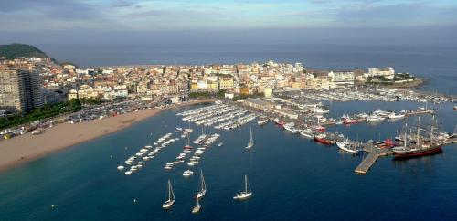 Hotel Marina - image 7