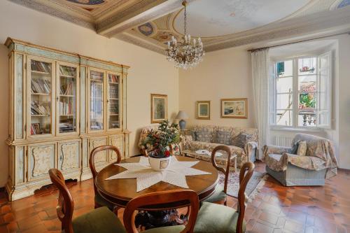Borbo's House - Holiday Home Lucca Centro Storico