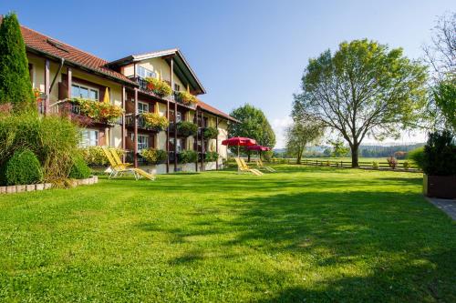 Hotel Sankt Leonhard - Dein Wohlfühlort zum Loslassen und Kraftschöpfen - Bad Birnbach