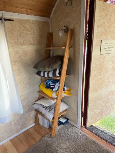 1 sofa bed