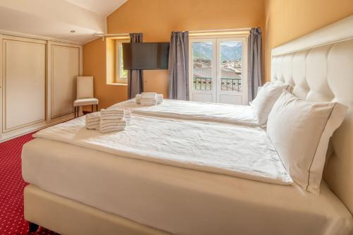2 bedrooms, 2 beds