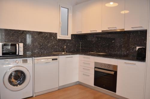 ApartSuits Tarragona Rambla Nova 24 - image 12